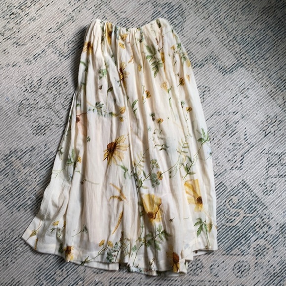 Dresses & Skirts - H&M midi skirt - conscious line